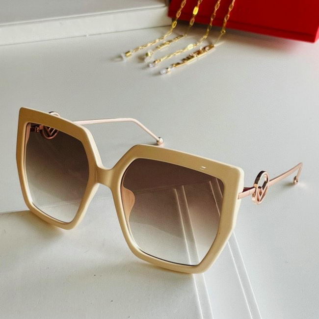 Fendi Sunglasses AAA+ ID:20220420-813